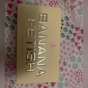 Jeffree Star banana fetish palette